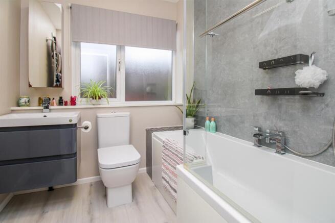 3 bed Detached for sale Image 5