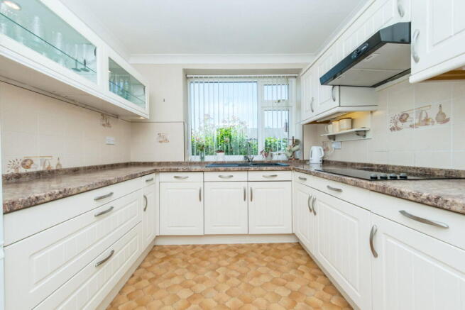 2 bed Semi-Detached Bungalow for sale Image 4
