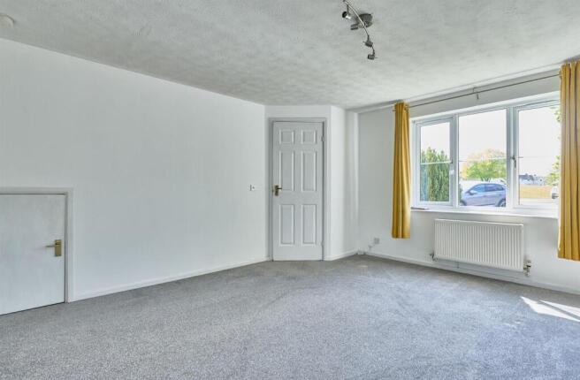 Landseer Dr Hinckley_1.jpg