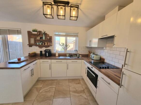 Kitchen / Dining Room