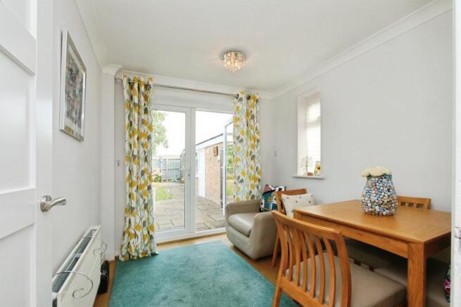 2 bed Semi-Detached Bungalow for sale Image 9