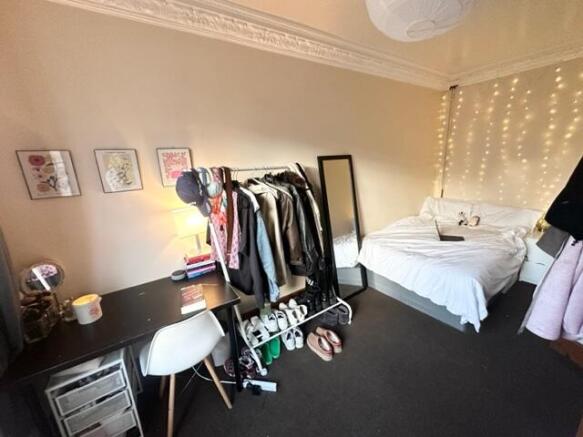 7 bed Terraced to rent Image 5