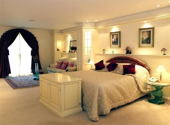 Photo 12