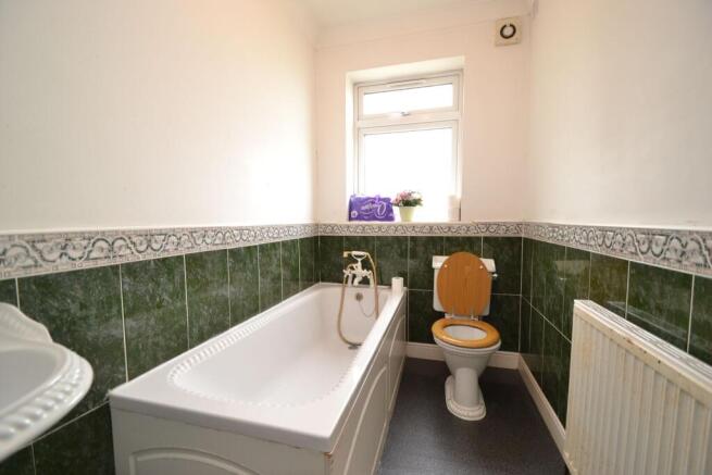 3 bed Detached Bungalow for sale Image 10