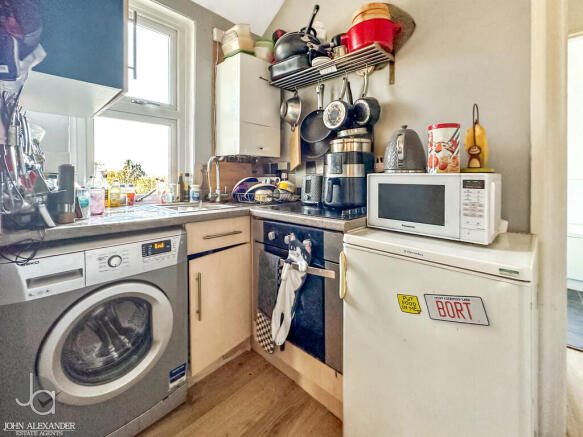 20250301_12111079...