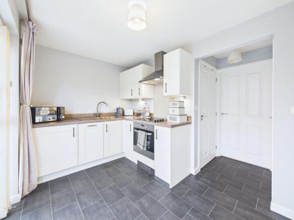 2 bed Semi-Detached for sale Image 2
