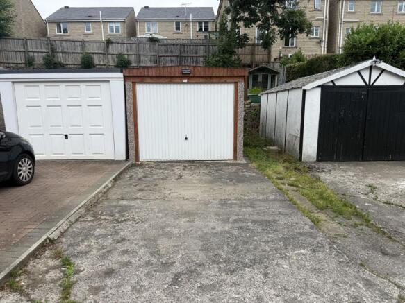 2 bed Terraced for sale Image 11