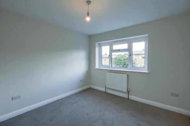 3 bed Semi-Detached for sale Image 9