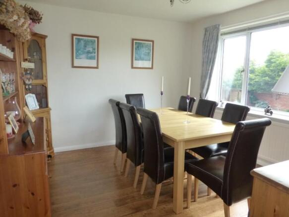 Dining Room/Bedroom 