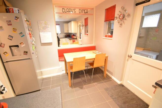 kitchen-breakfast room