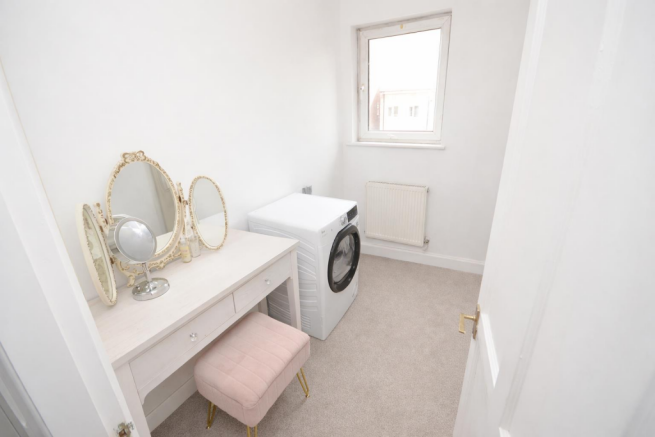 3 bed Terraced for sale Image 10