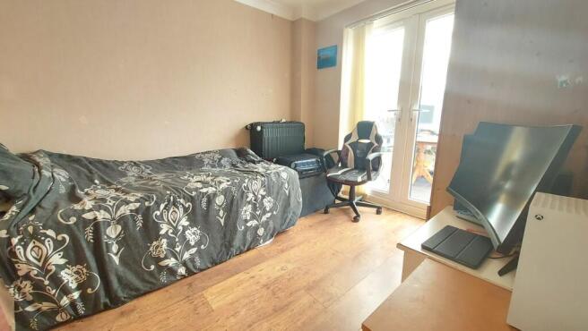 Photo 9
