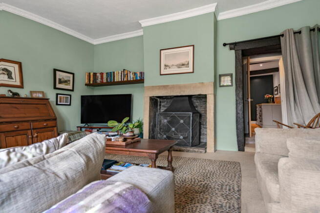 4 bed Semi-Detached for sale Image 9