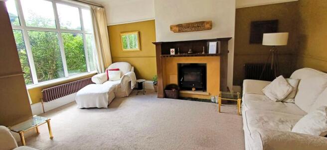 5 bed Semi-Detached for sale Image 6