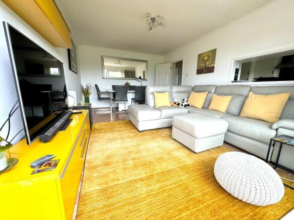 14 The Fairways l...