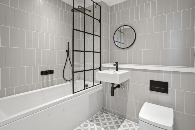2 bed Apartment for sale Image 8