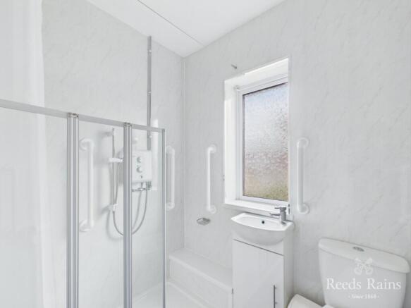 3 bed Semi-Detached for sale Image 10