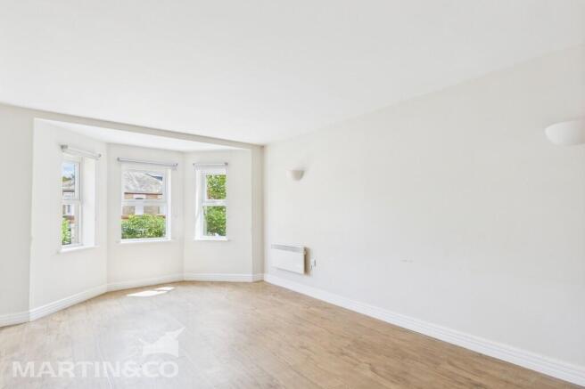 CAM01953G0-PR0108...