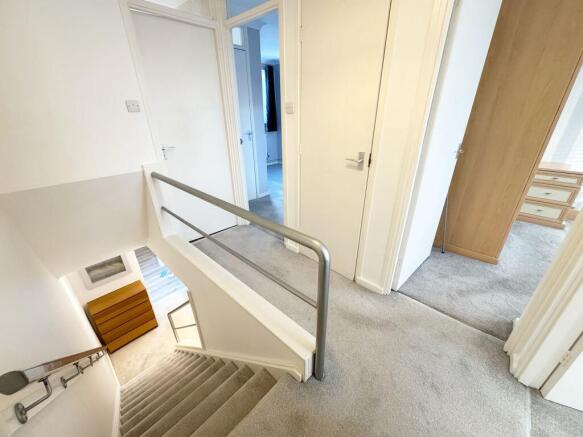3 bed End of Terrace to rent Image 5