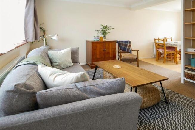 Lounge.jpg