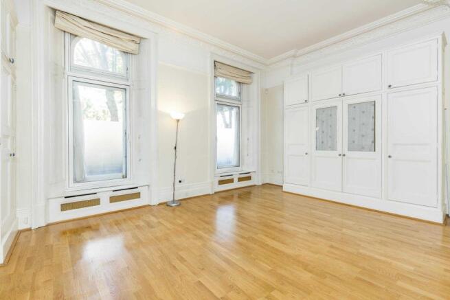 Morpeth Mansions - Master bedroom