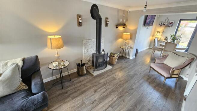 Milburn Grove, Bingham, Nottingham photo 4