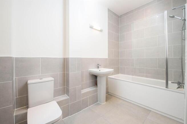 PLOT 8 - Bathroom.jpg