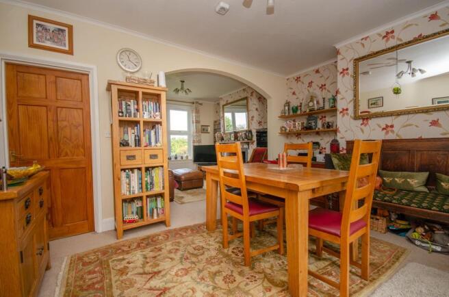 dining room.jpg