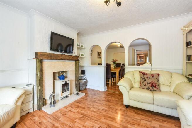 Living Room.jpg