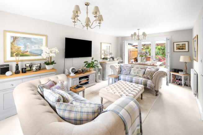 4 bed Detached for sale Image 4