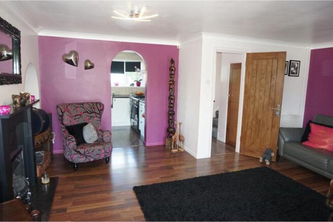 Lounge/Dining Room