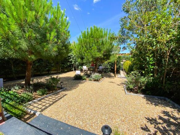 garden.jpg