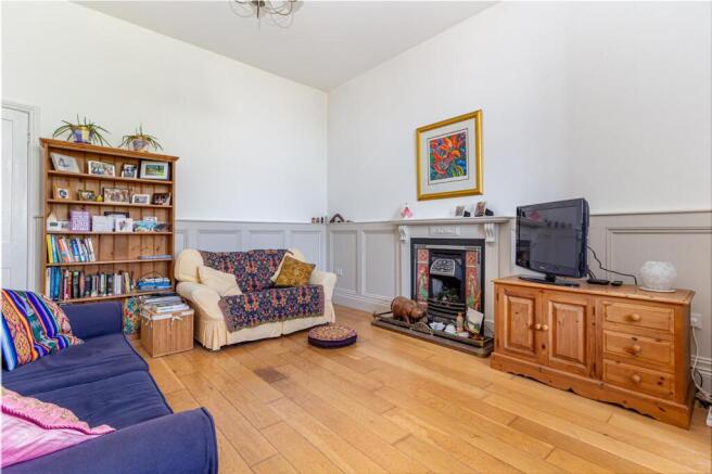 Living-room-4.jpg