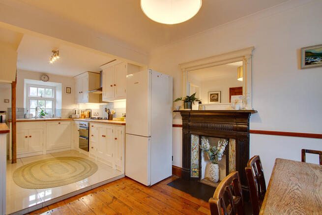 Dining kitchen