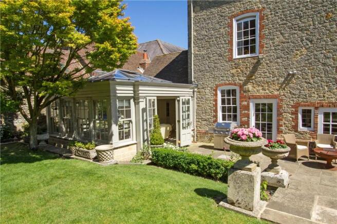 Listed House