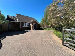 17, Hinton Road, Daventry NN11 3TR