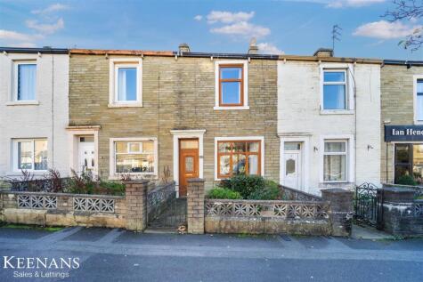 Avenue Parade, Accrington