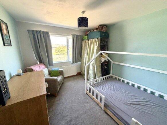 3 bed Terraced for sale Image 7