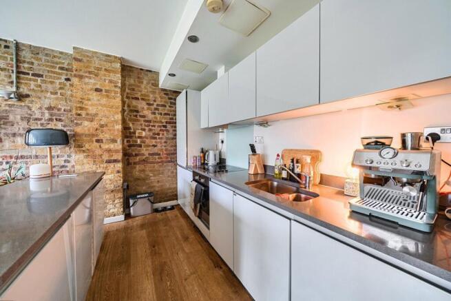 1410285-16-69933e...