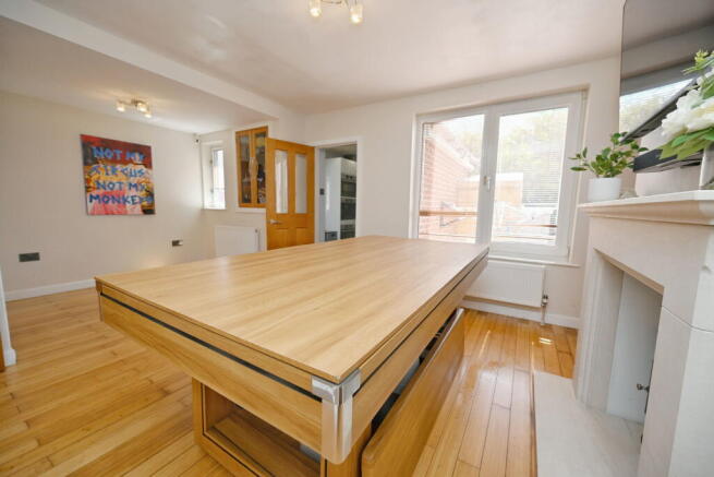 3 bed Semi-Detached for sale Image 5
