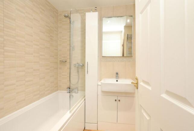 3 bed Semi-Detached for sale Image 5