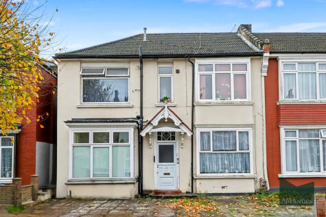 Sidney Avenue, London