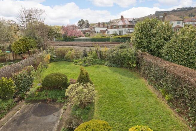 3 bed Semi-Detached for sale Image 10