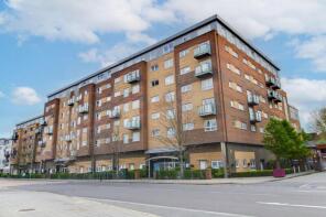 135, Cherrydown East, Basildon SS16 5GL