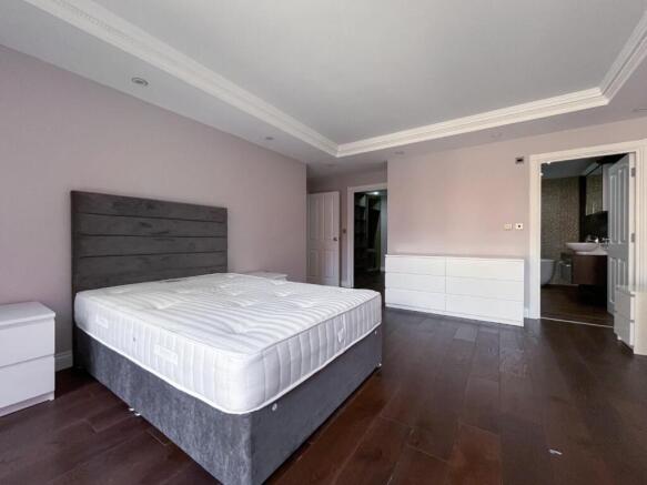 2 bed Flat to rent Image 7