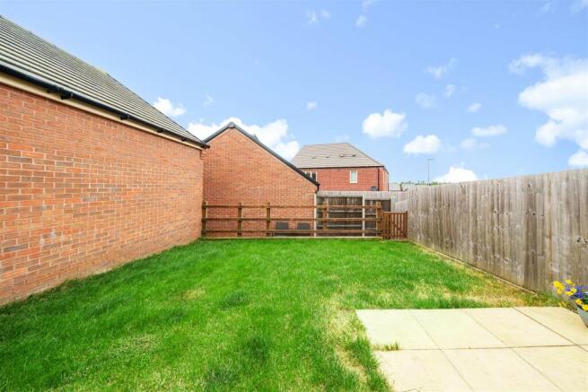35 Blakenhall Drive