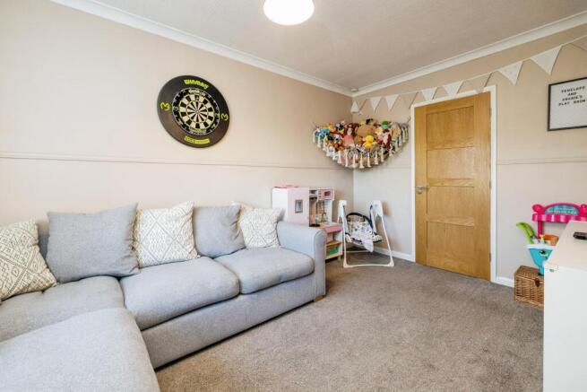 Guest Bedroom/Play Room