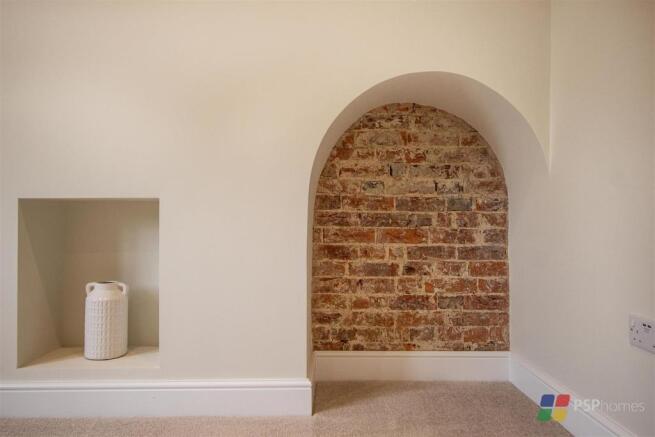 Bedroom Arch Detailing