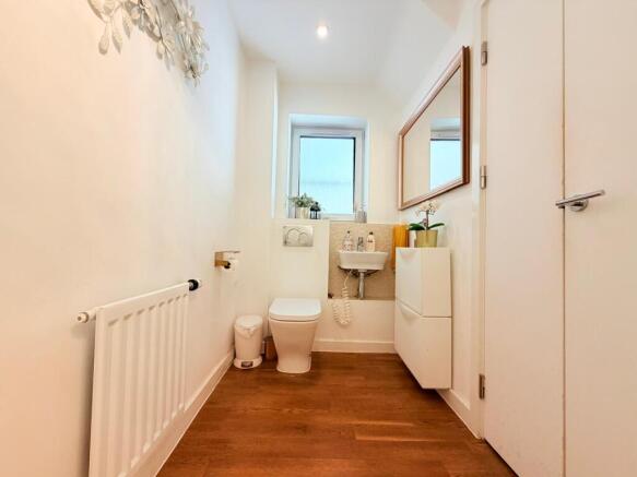Abacus Drive, OAKGROVE, Milton Keynes MK10 photo 4