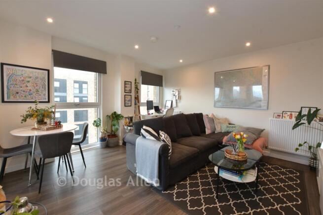 Lounge/Kitchen /Dining Room